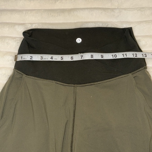 Lululemon Military Green Ankle Tights with printed waist - ❤️size 6/8 - Picture 10 of 14
